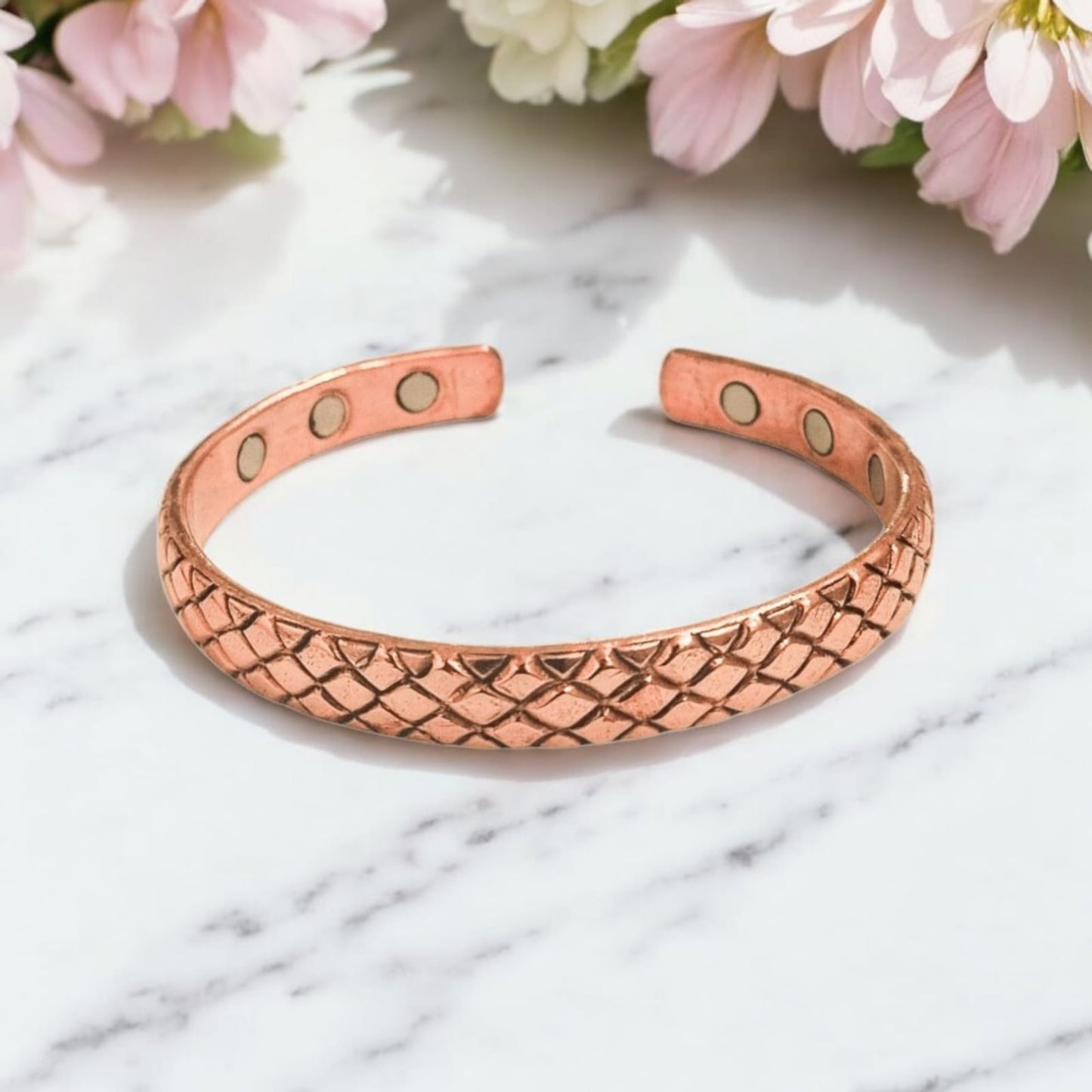 Diamond Cut Pure Copper Magnetic Therapy Band - kada with 6 Powerful Magnets