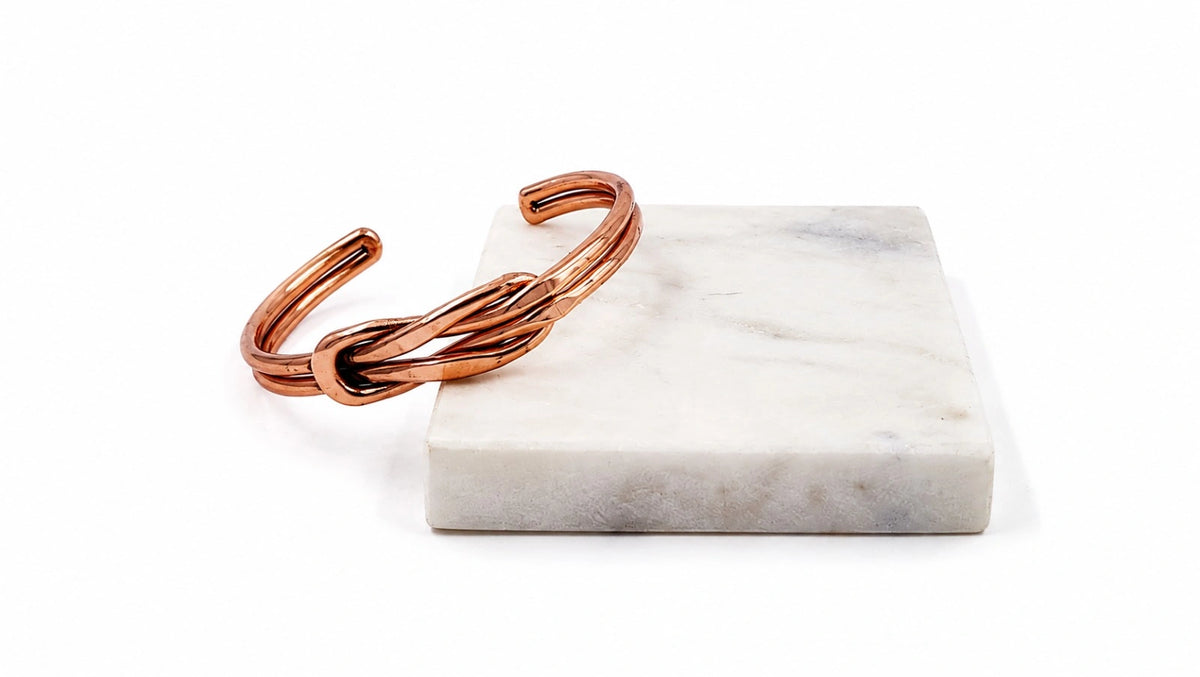 Knot Copper Kada for Men & Women – Ayurvedic Copper Bracelet