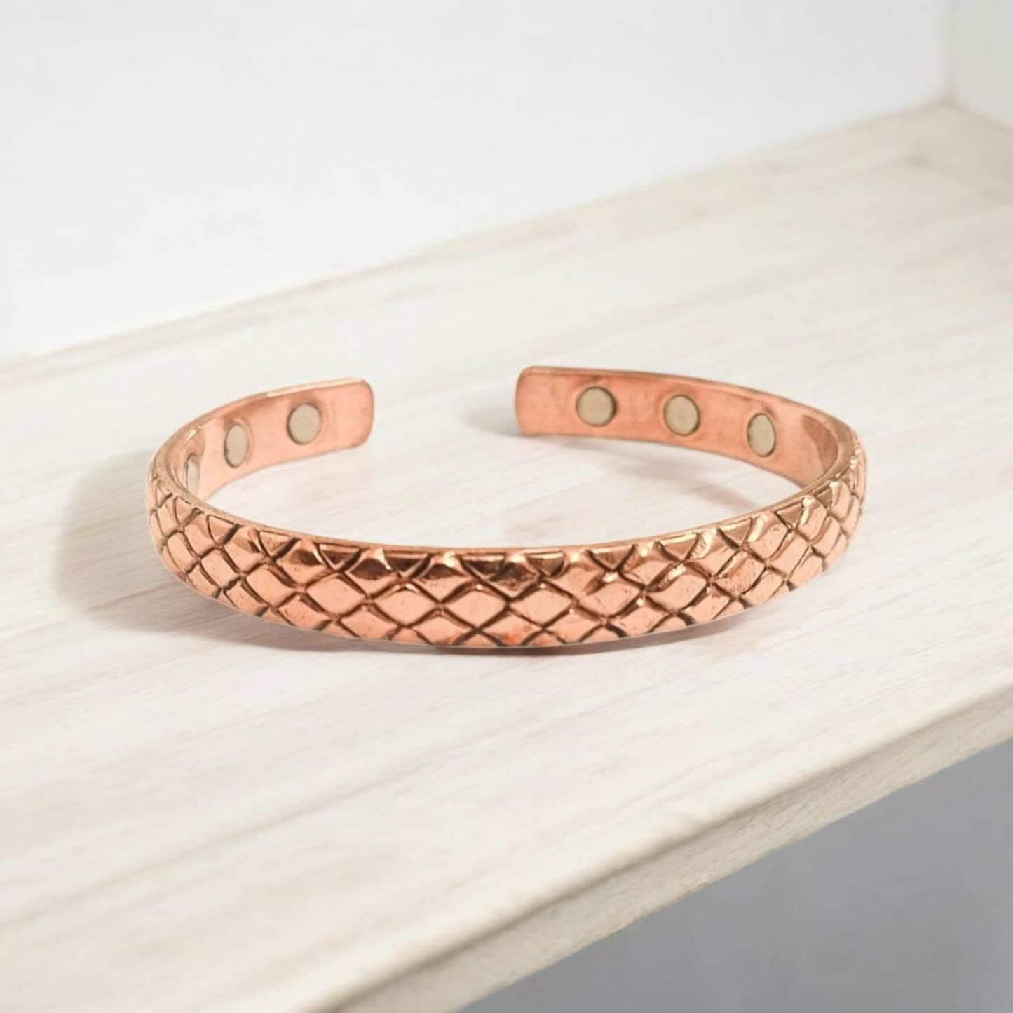 Diamond Cut Pure Copper Magnetic Therapy Band - kada with 6 Powerful Magnets